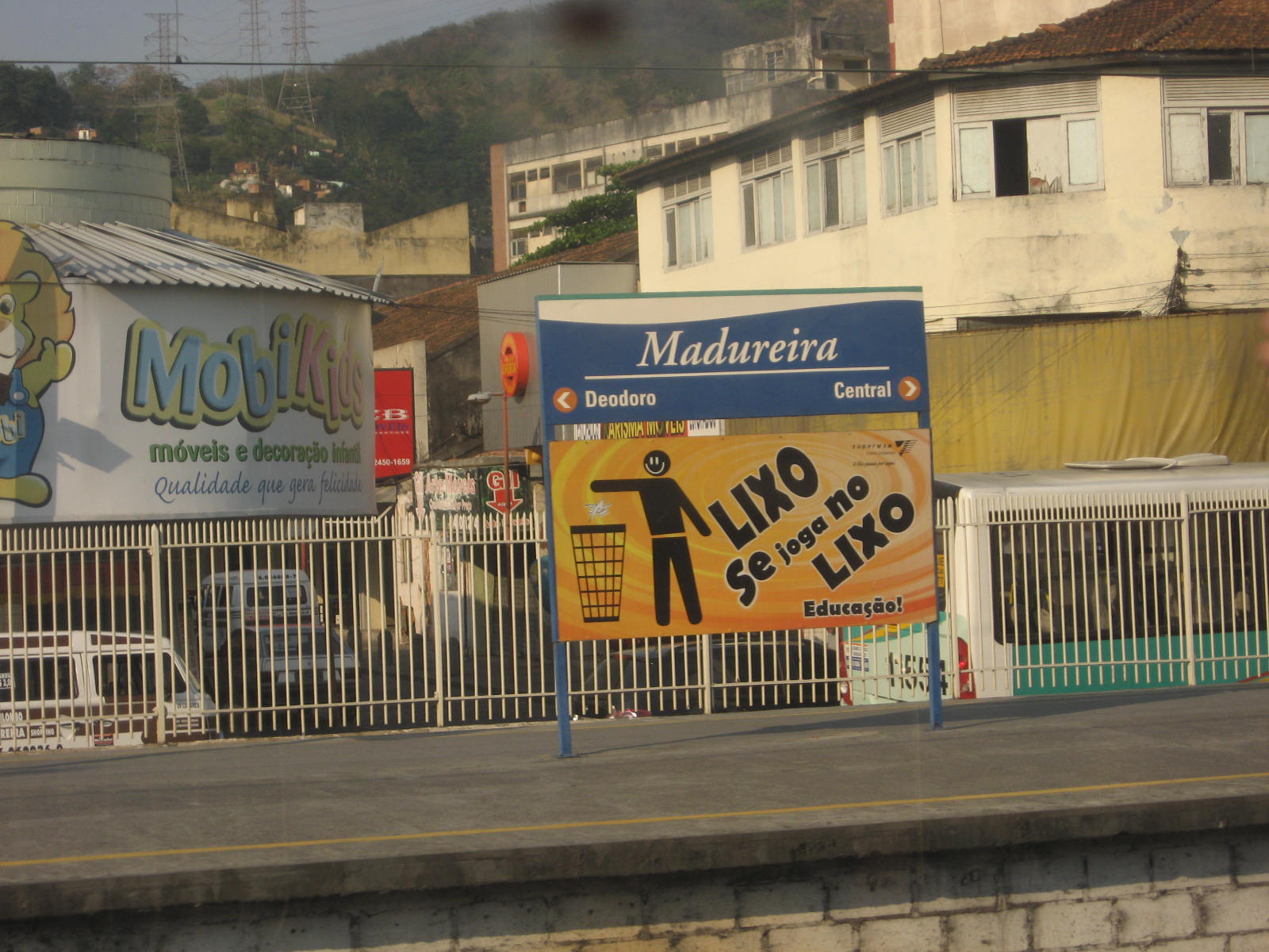 Placa da estação de trem de Madureira